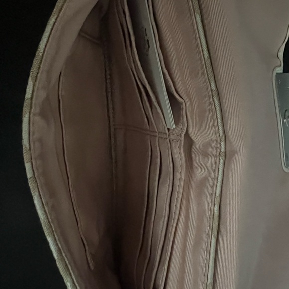 Coach Beige Signature Wristlet NWT - Picture 7 of 8